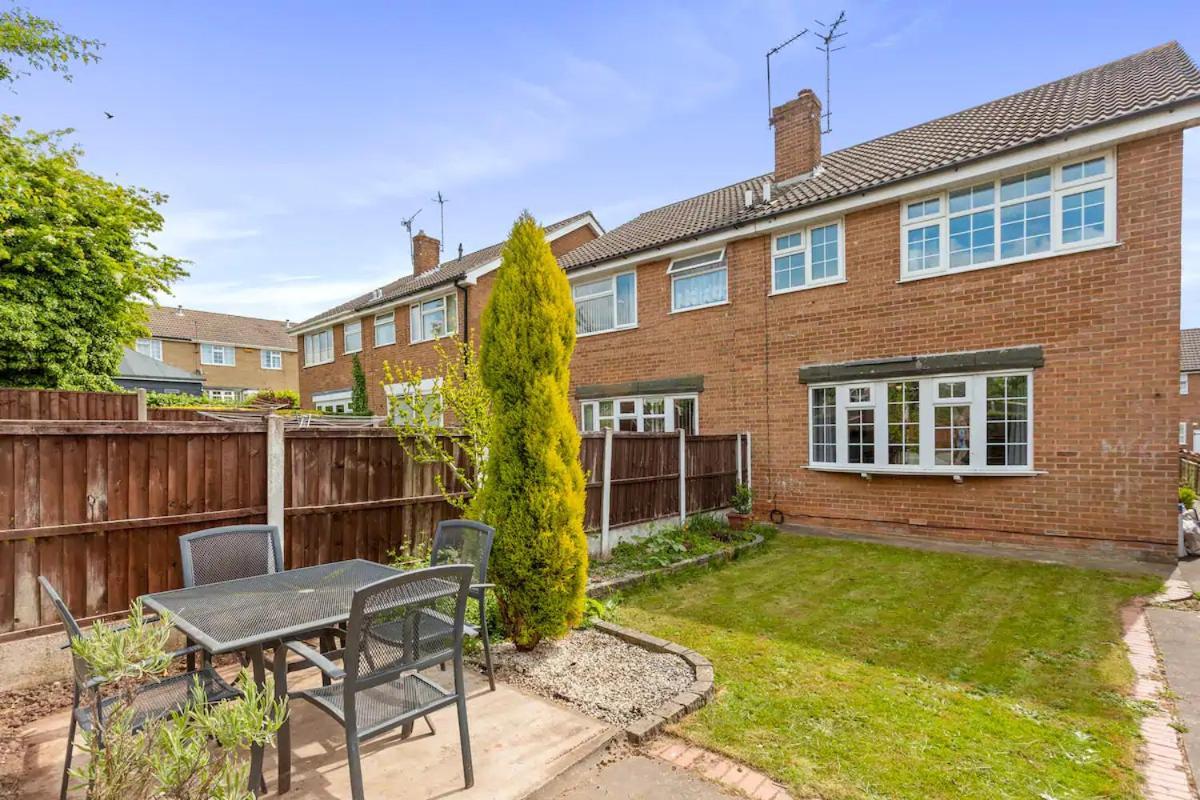 Bright & Spacious With Garden & Parking Nottingham Exterior photo